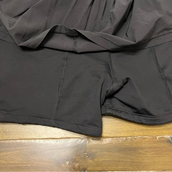 Lululemon Circuit Braker Black Skirt - Picture 5 of 11